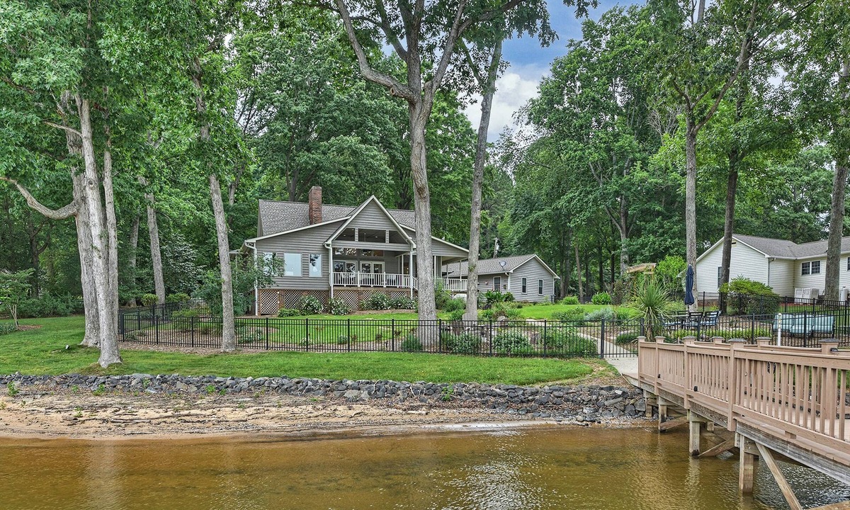 Lake Norman of Catawba House | Lakefront Retreat Hot Tub + Game Room + Dock | A Frame of Mind