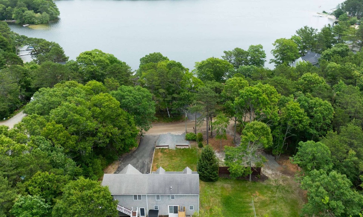 West Wareham House | Lakefront Retreat & Back Yard Oasis