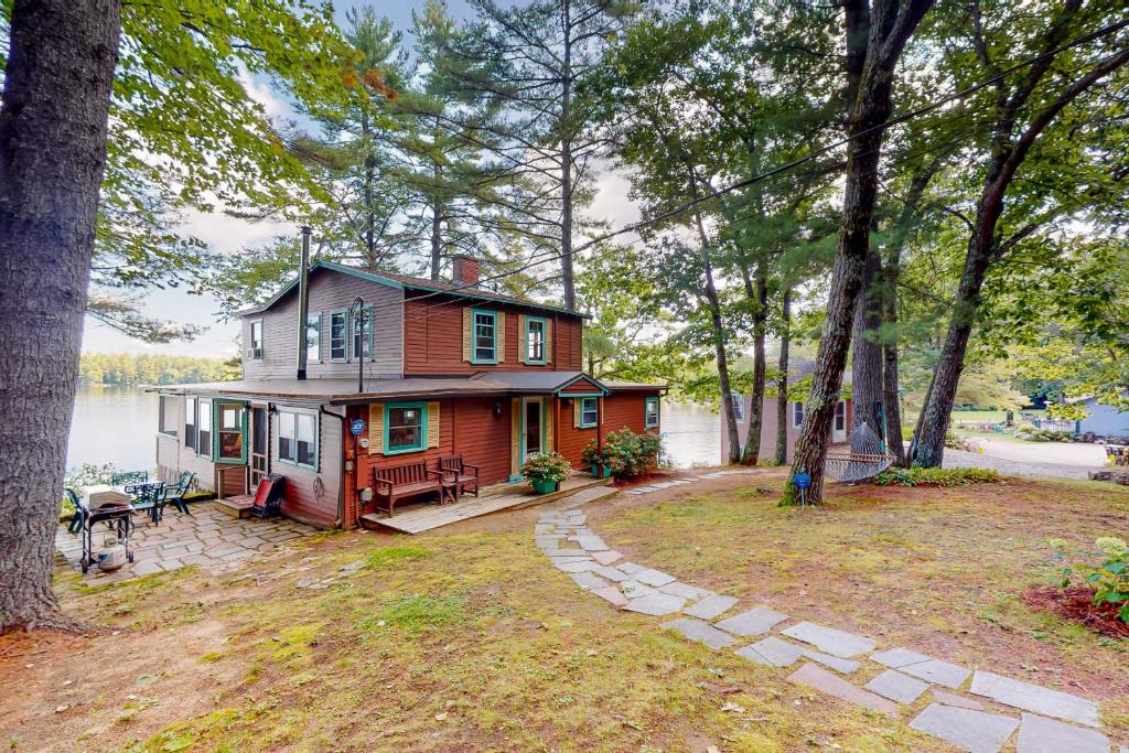 Naples House | Lakefront Retreat