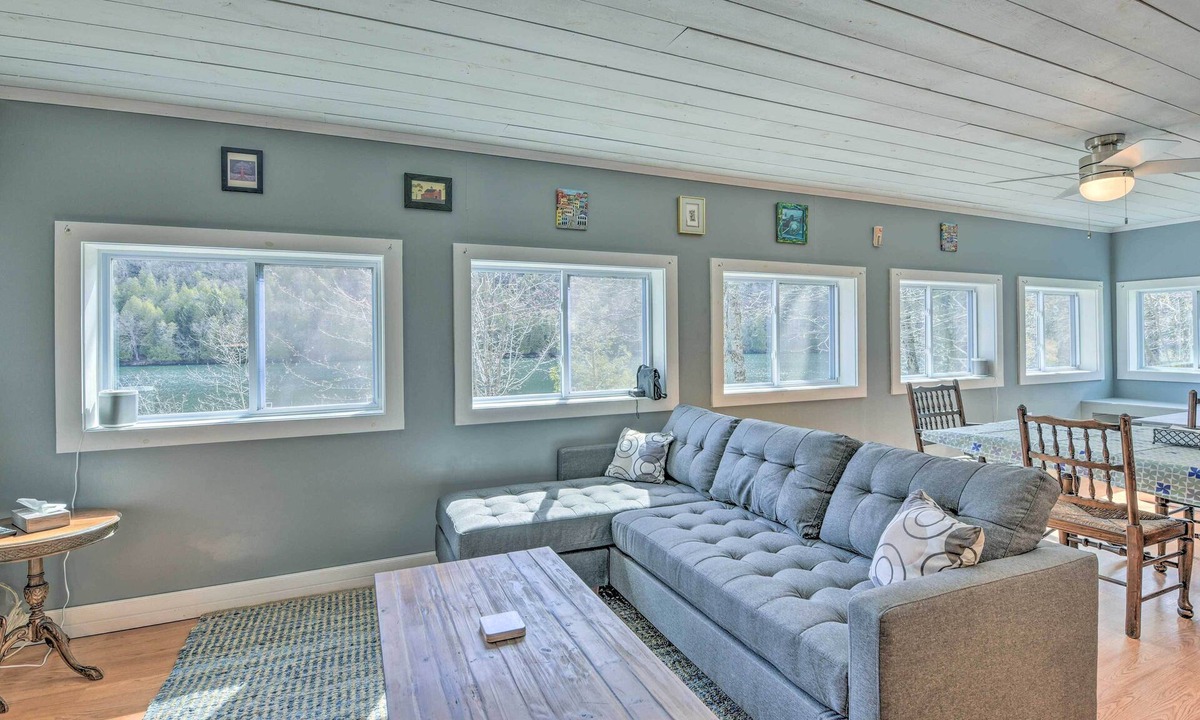 Eastern Vermont Cottage | Lakefront Retreat w/Large Yard & Boat Dock!