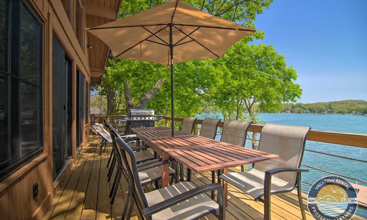 Twin Lakes House | Lakefront Retreat with Dock, BBQ and Lake Access