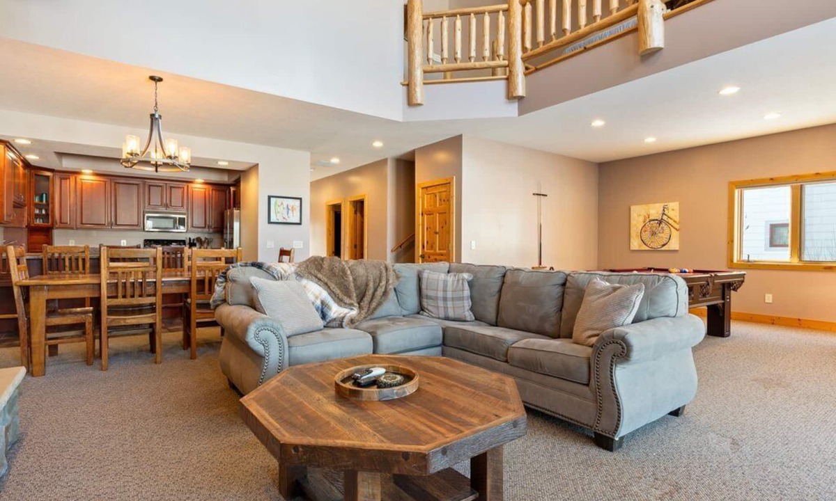 Crosslake Condo | LakeFront, Sandy Beach, Patio, Pool Table, Unit840