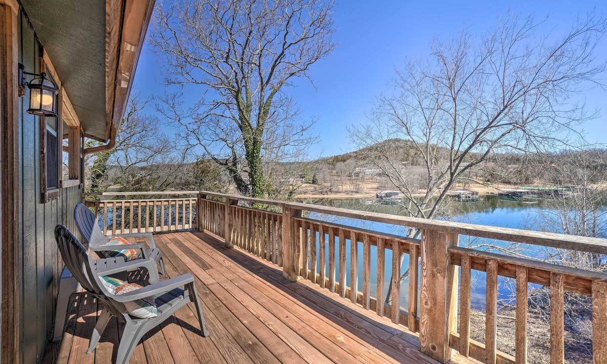 Shell Knob House | Lakefront Shell Knob Home w/Deck & Gas Grill