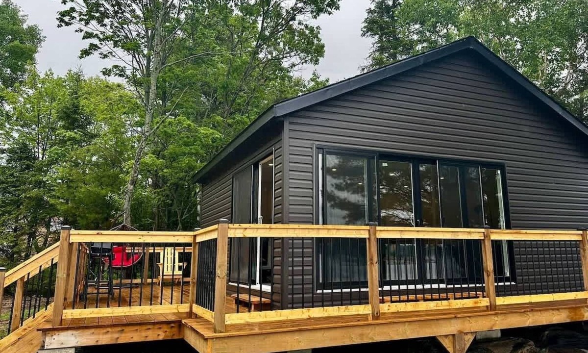 Carling Cabin | Lakefront Studio Cottage #7