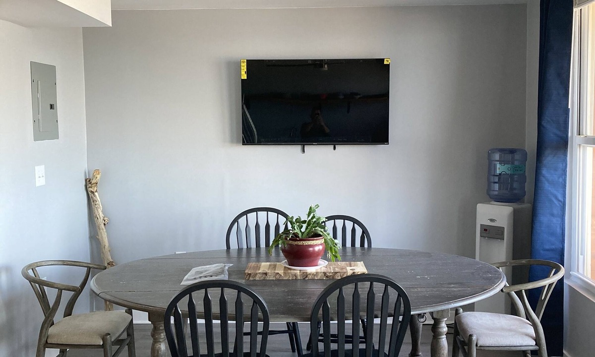 Lorain House | Lakefront Sunset Heaven.