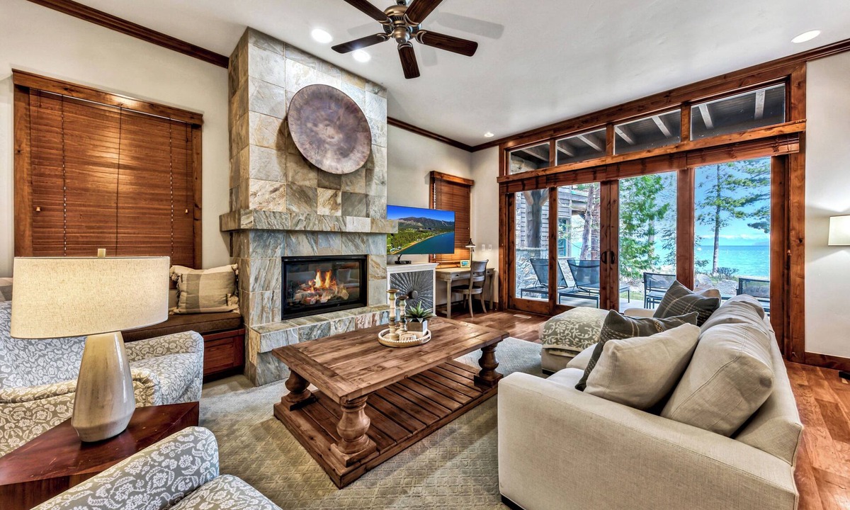 Sierra Shores Condo | Lakefront Villa w/luxury ammenities near Heavenly | SS5