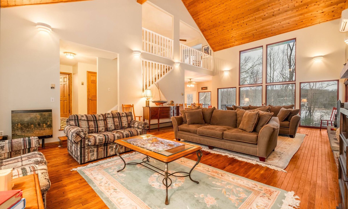 Blakeslee House | Lakefront w Dock, Pool, & Courts