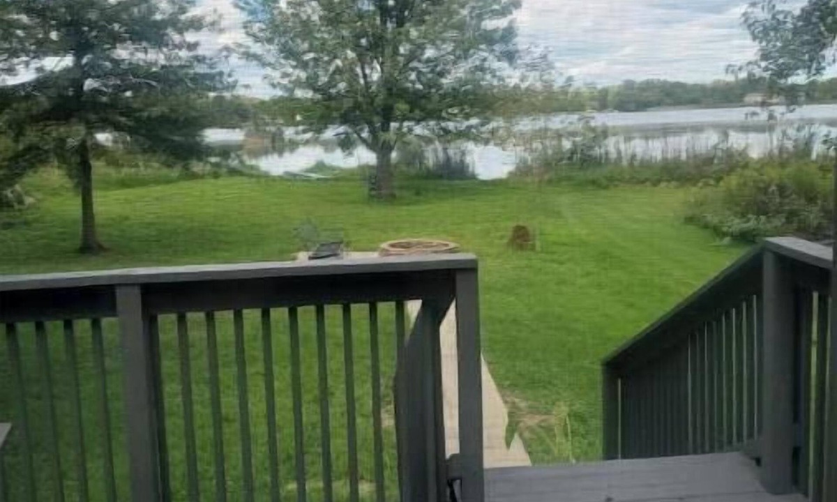 Solon Mills Cottage | Lakehouse Getaway