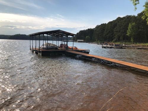 Fair Play House | Lakehouse Sunset Beach 3BD,1BA