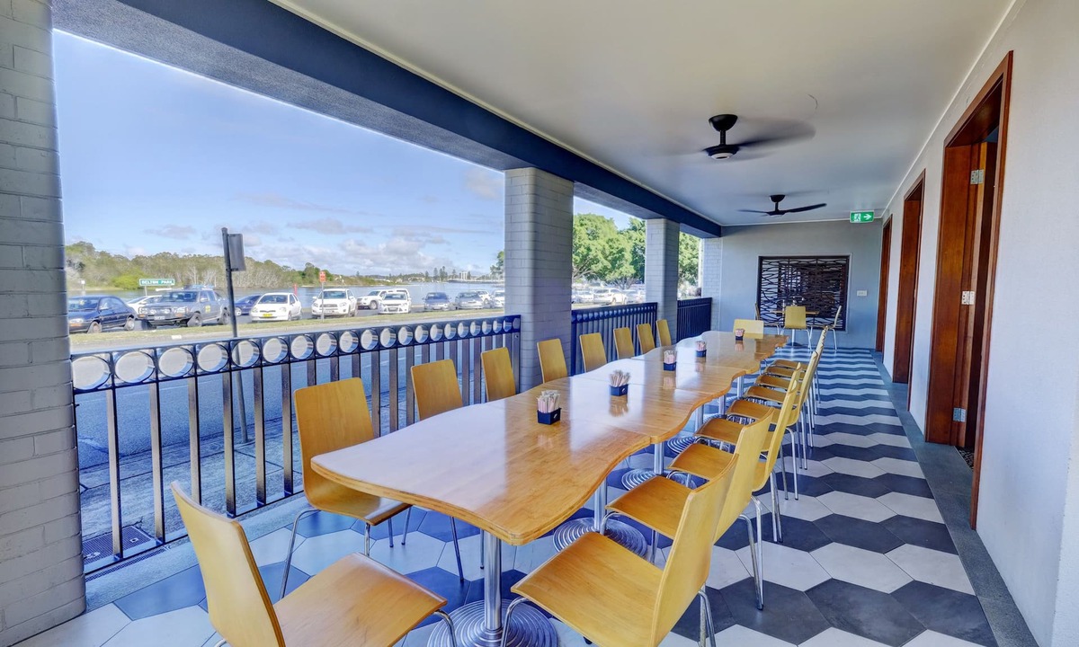 Forster Hotel | Lakes and Ocean Hotel Forster