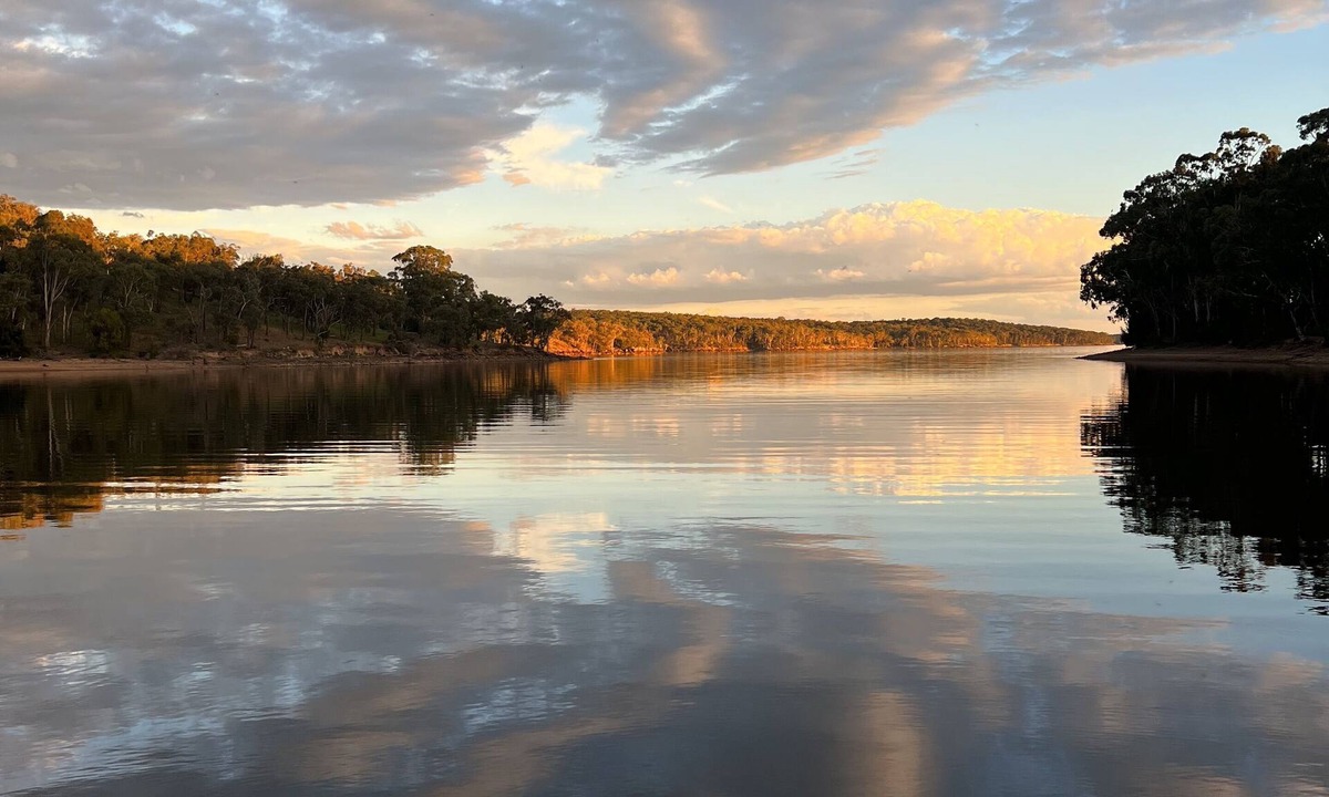 Coongulla House | LAKESIDE AT COONGULLA