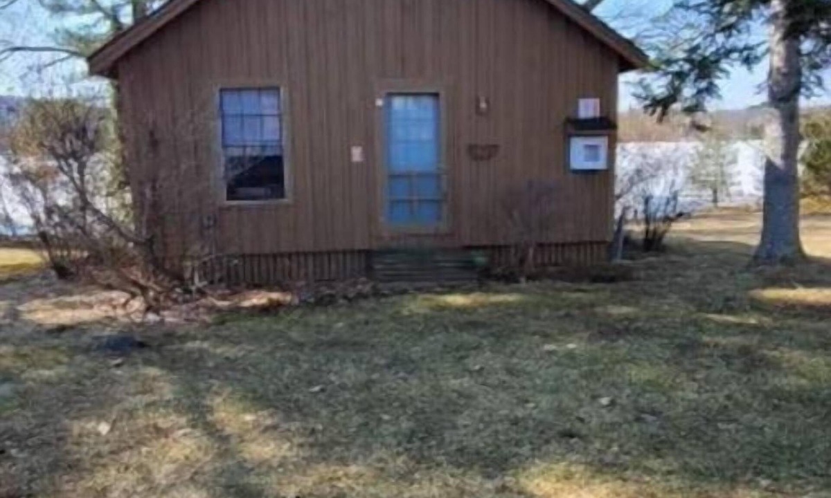 Wolfeboro Cabin | Lakeside cabin on Rust Pond CPA