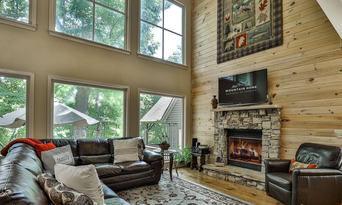 Big Canoe House | Lakeside Cloud 9