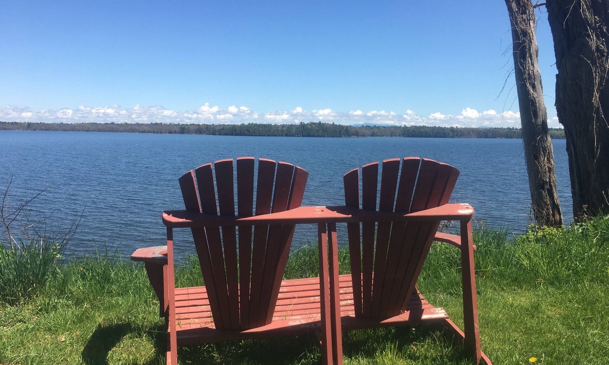 Schuyler Falls Cottage | Lakeside Cottage #305 at Valcour Cottages