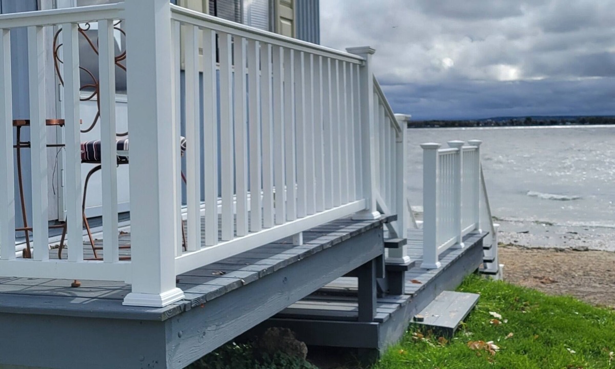 Dexter House | Lakeside Cottage featuring million-dollar views at prices you can afford & more…