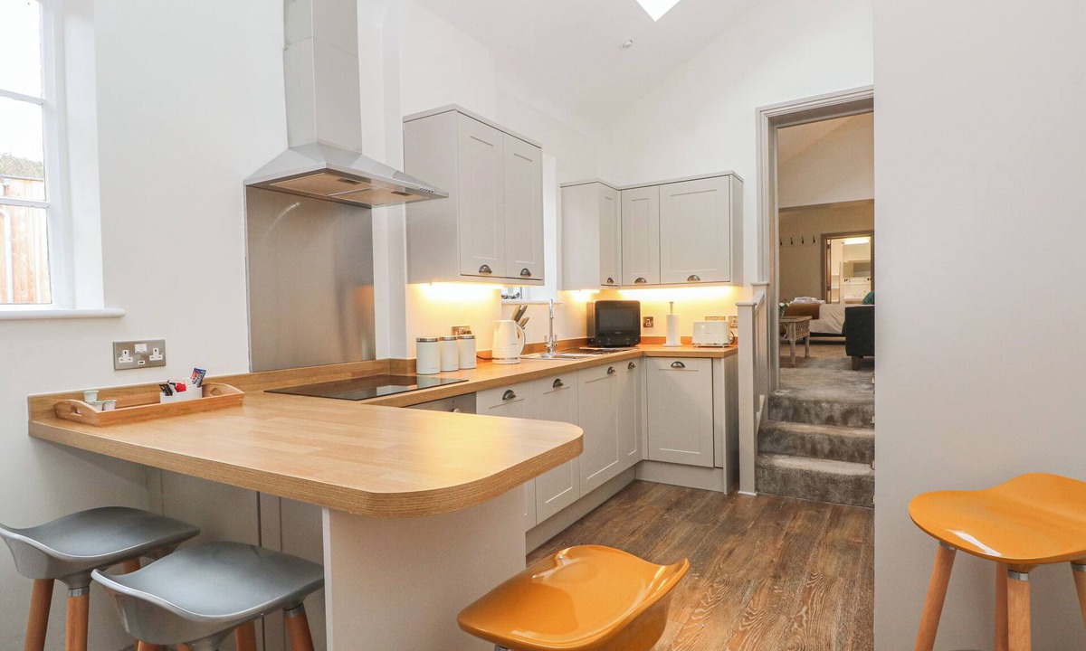 Macclesfield Cottage | Lakeside Cottage