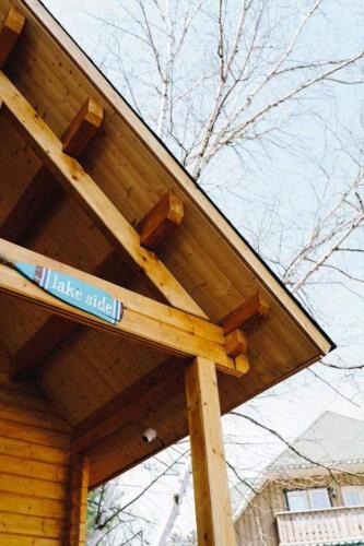 Seguin House | LakeSide Cottage On Muskoka Shores
