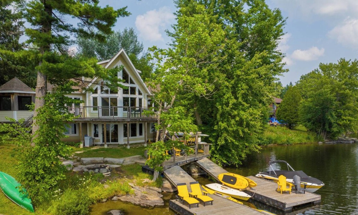 McKellar Cabin | Lakeside Dream Cottage