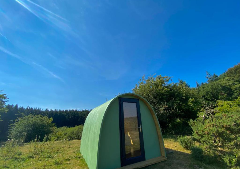 Longford Cabin | Lakeside Eco Pod