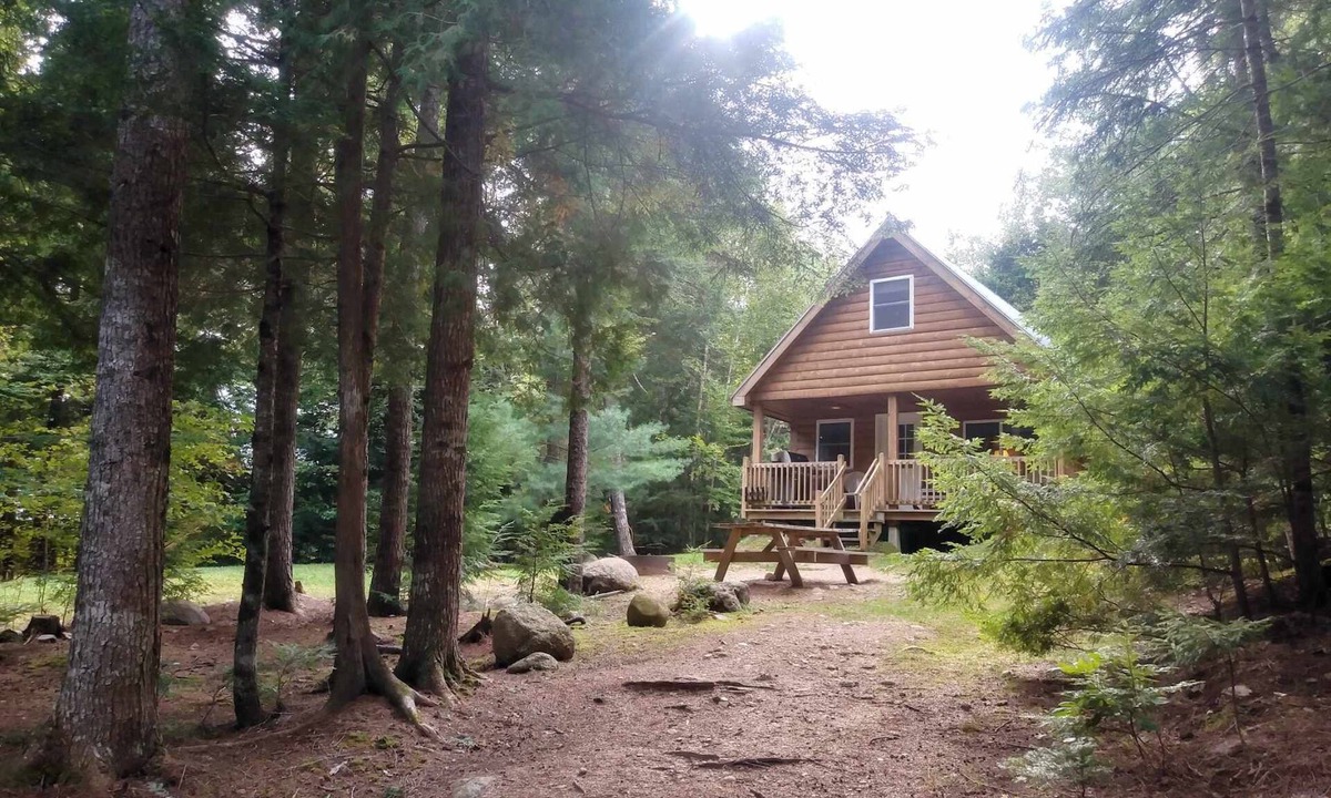 Whitney Cabin | Lakeside Fishing Cabins for the Whole Family/Pets too!