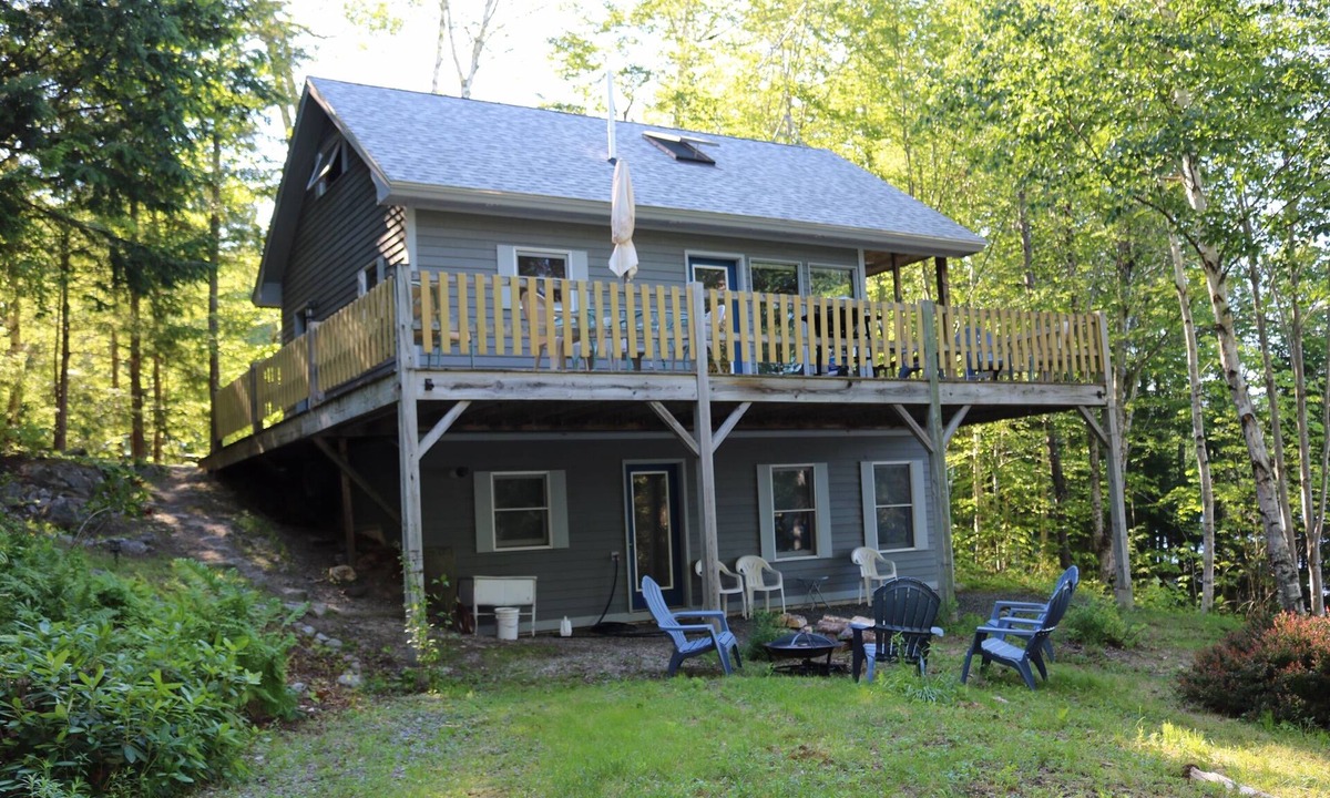 Cherryfield House | Lakeside home on Spring River Lake