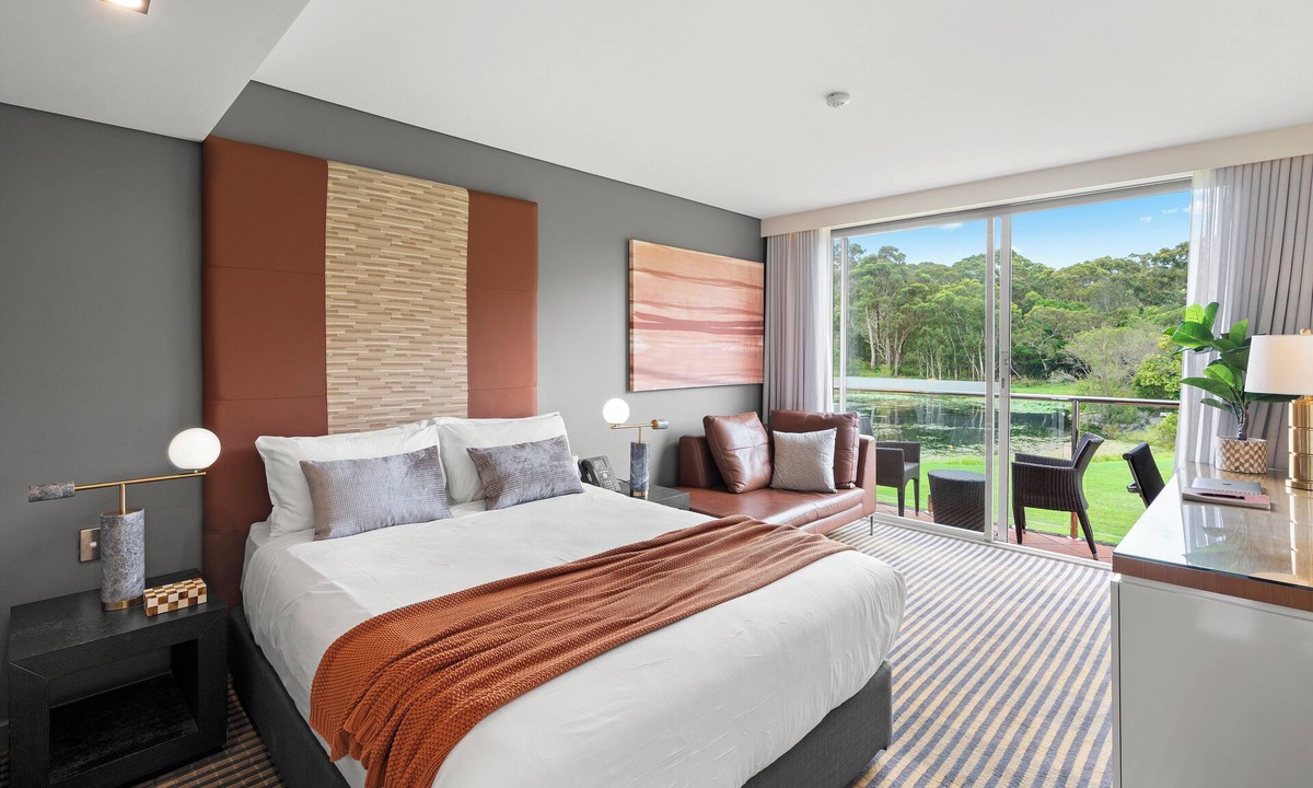 Macquarie Park Hotel | Lakeside Hotel and Conference Centre