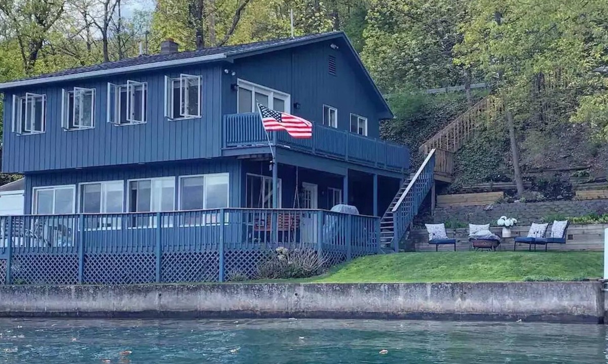 Hammondsport House | Lakeside Life on Keuka's Water's Edge