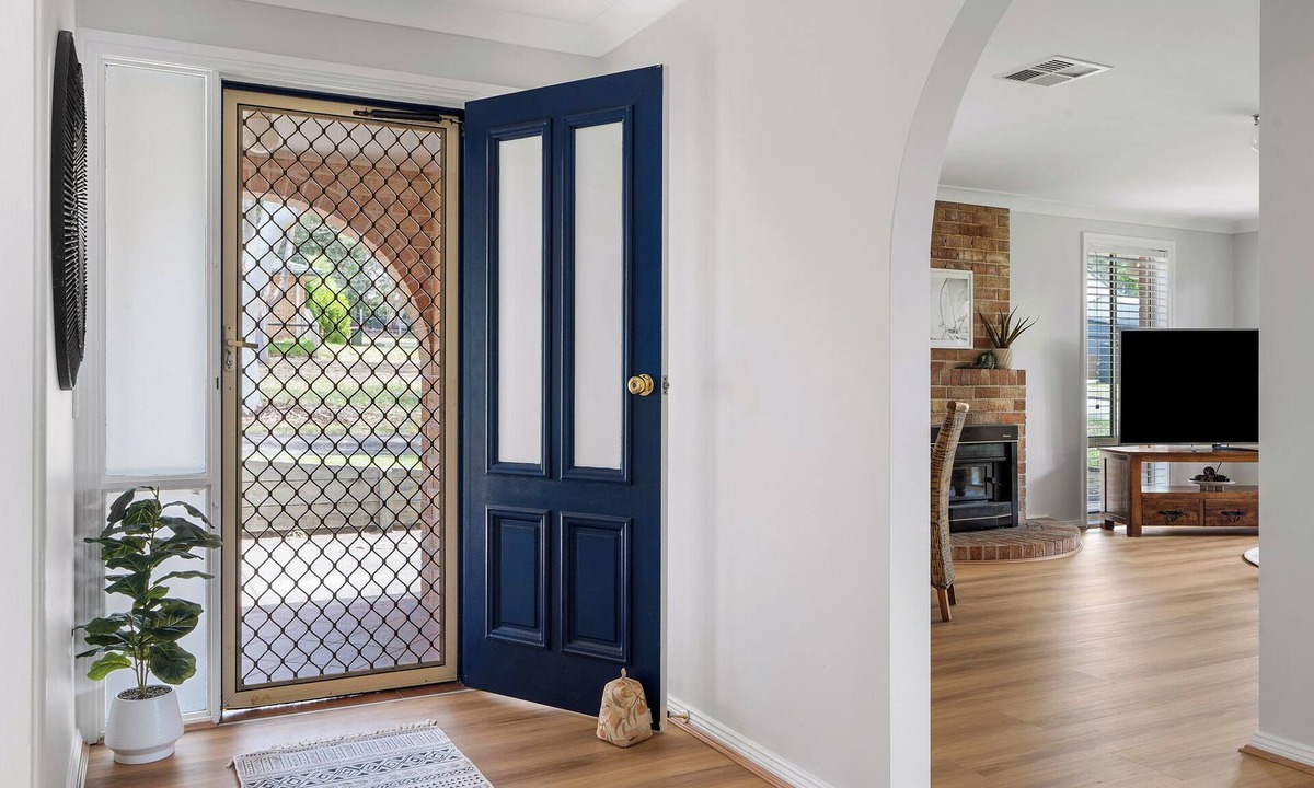 Lake Macquarie City Council House | Lakeside living getaway