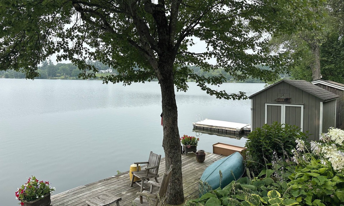 New Fairfield House | Lakeside living !