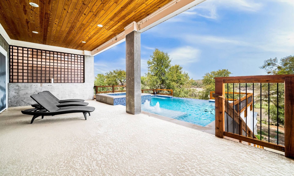 Spicewood House | Lakeside Luxury w Hot Tub Game Room & Scenic Views