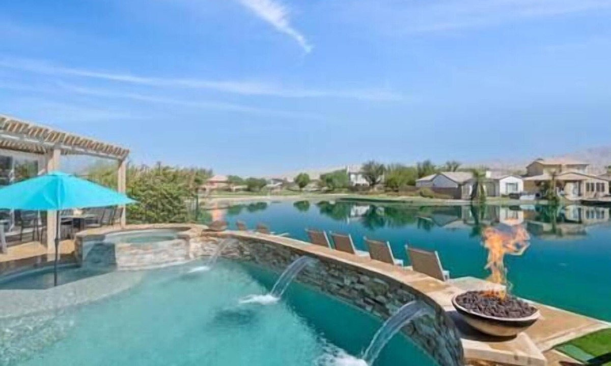 Terra Lago House | Lakeside Oasis: Game Room, Pool & Spa T2