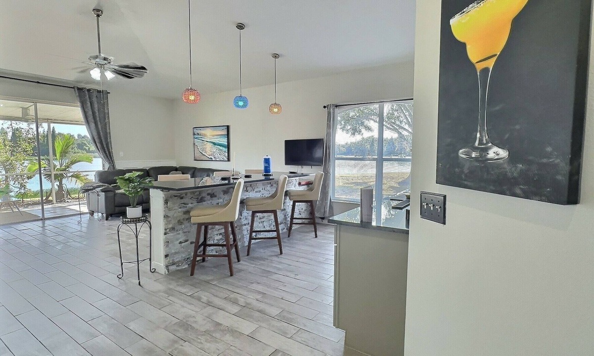 Sterling Ranch House | Lakeside Retreat in Brandon, FL – 3 Bedroom, 2 Bath Private Home