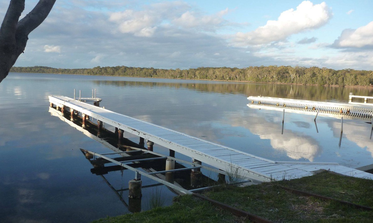 Summerland Point House | Lakeside @ Summerland Point