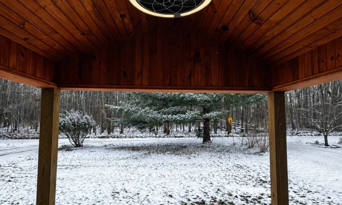 Westford House | Lakeside w hot tub