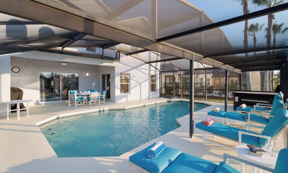 Lake Berkley House | Lakeview 6Br W/Pool, Hot Tub & Near Theme Parks