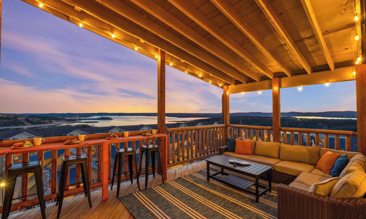 Table Rock Cabin | Lakeview Cabin w/Hot Tub, Pool, Decks - Sleeps 20