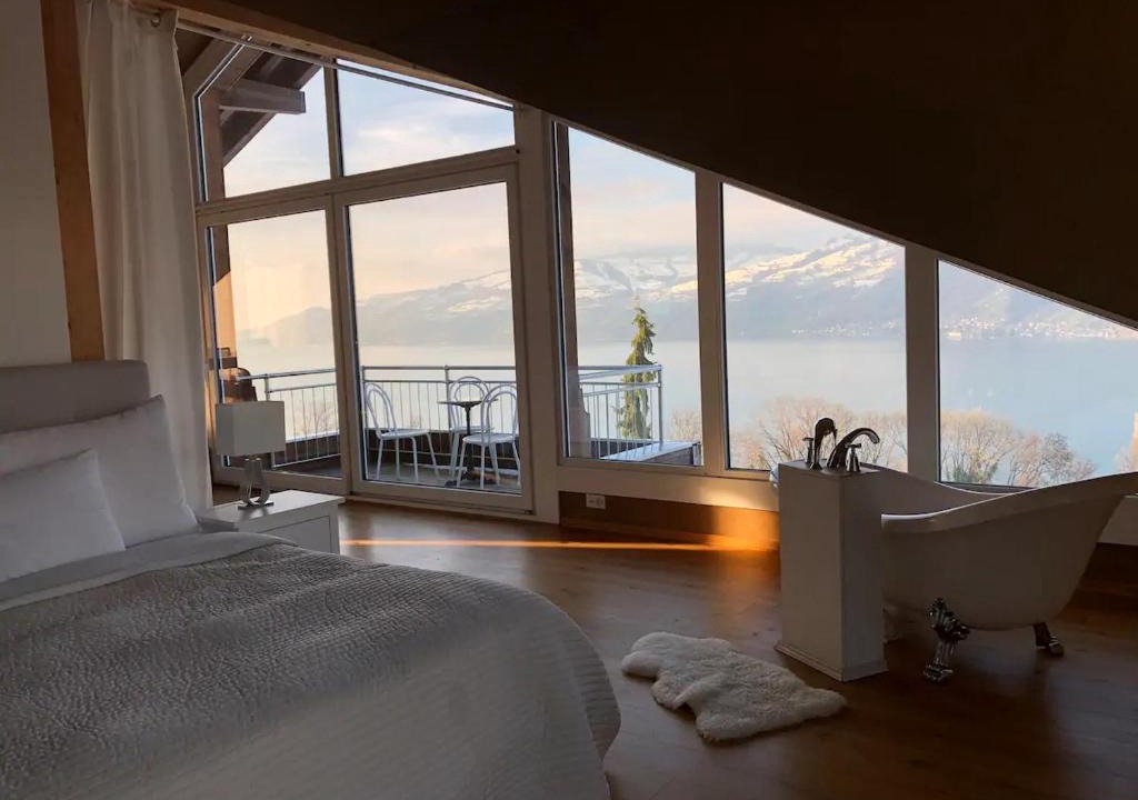 Krattigen Apartment | Lakeview Gem