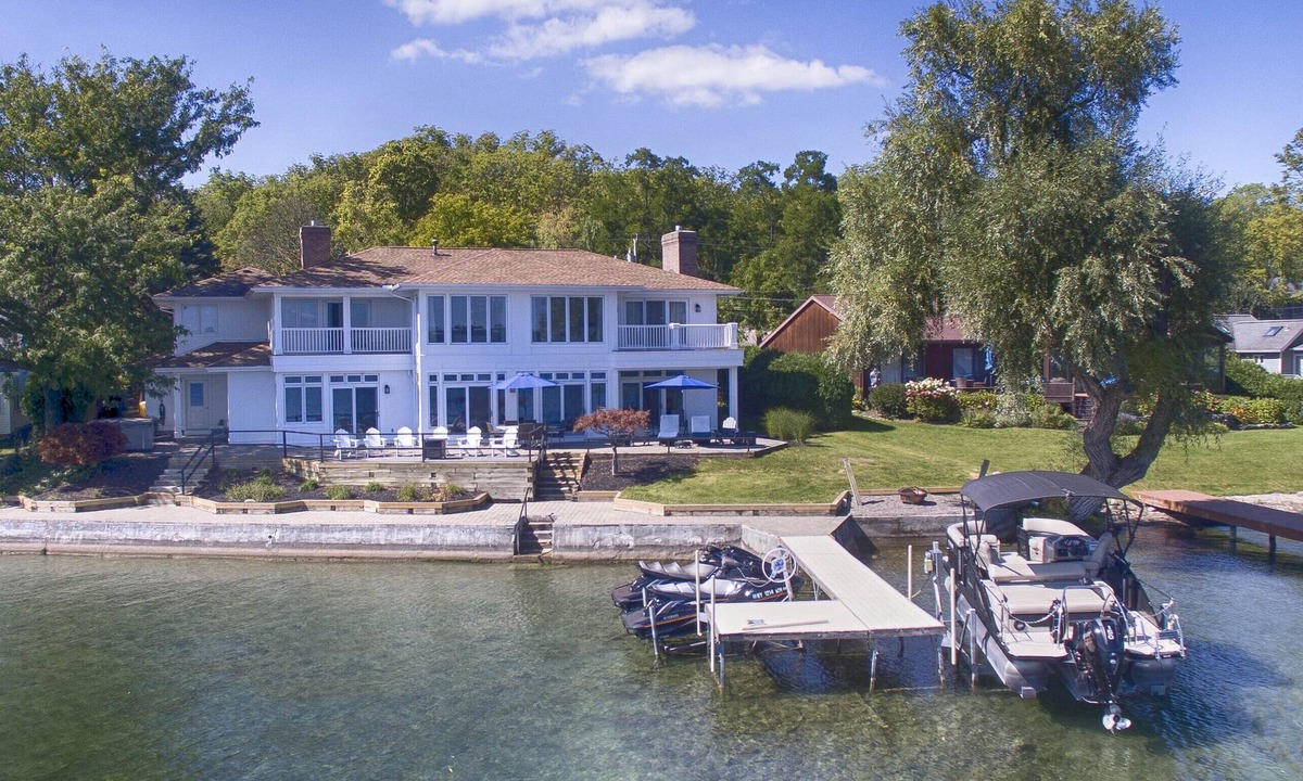Canandaigua House | Lakeview Heaven - Canandaigua Lakefront Luxury Home