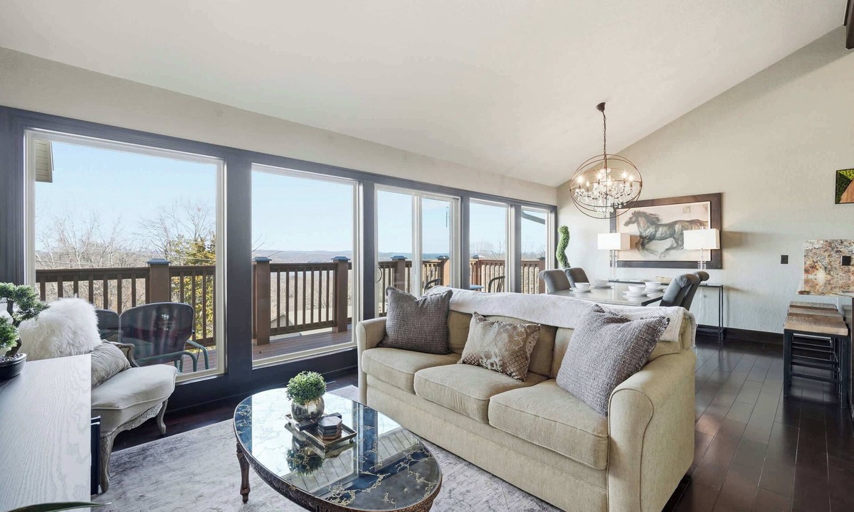 Prairie Creek Condo | Lakeview Home in Rogers with Firepit & Balcony