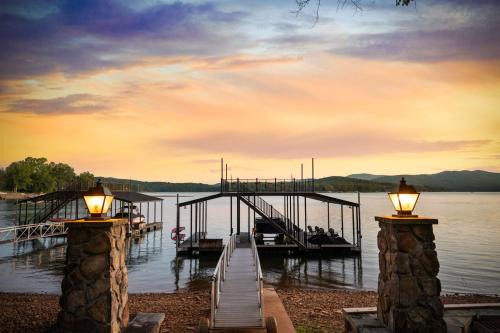 Morganton House | Lakeview Landing