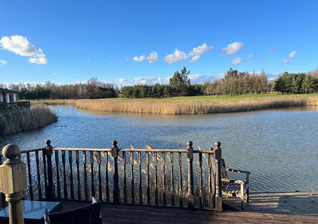 Wisbech Apartment | Lakeview Lodge