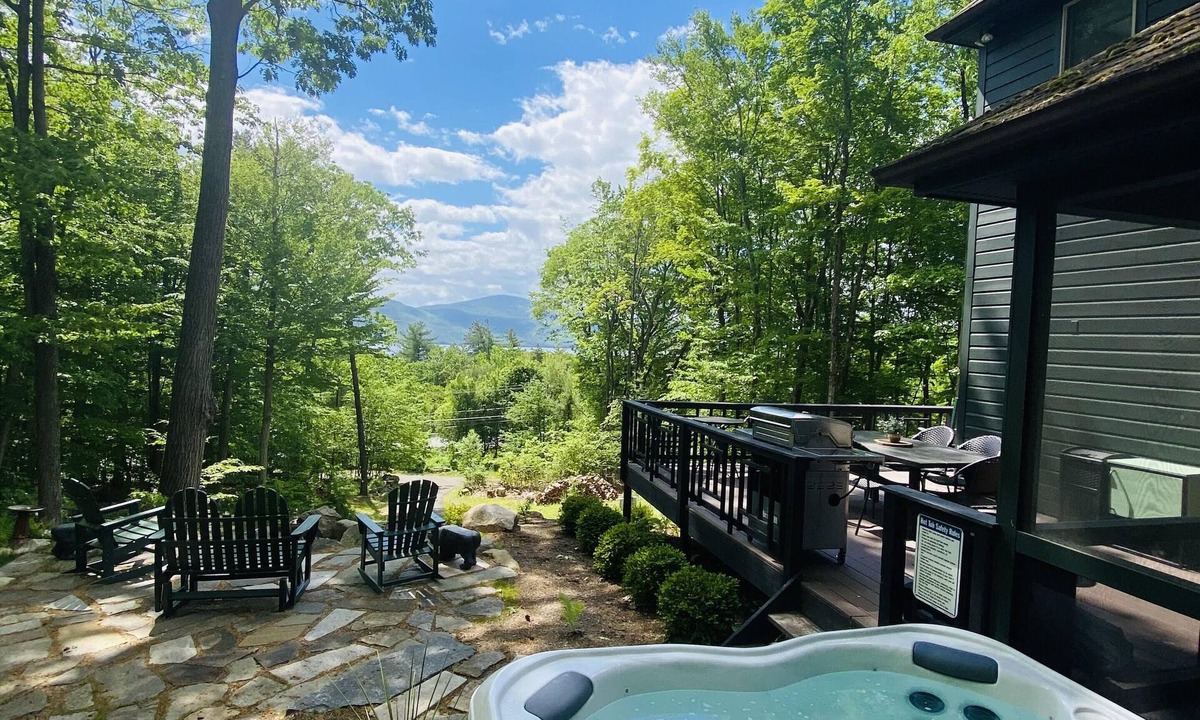 Bolton Landing House | Lakeview Lodge