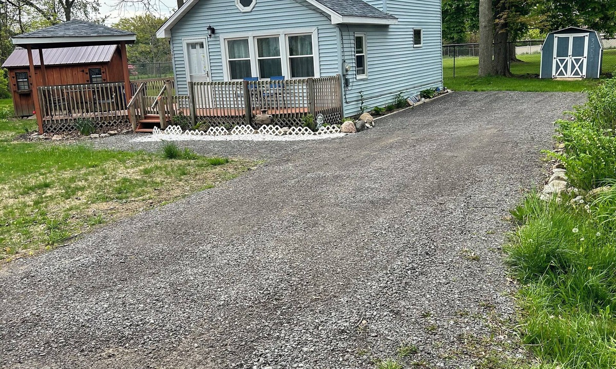 Wilson House | Lakeview Ontario Cottage