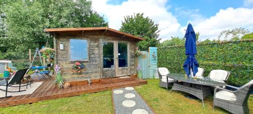 Beckingham Other | Lakeview Petting Pod