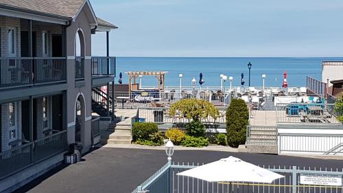 Wasaga Beach Hotel | Lakeview Resort Motel