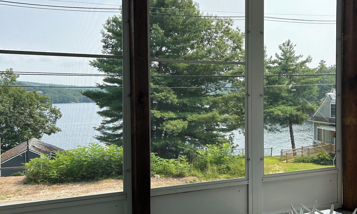 Alton Bay Cottage | Lakeview Retreat Pets Beach Boat Couples sleeps 4