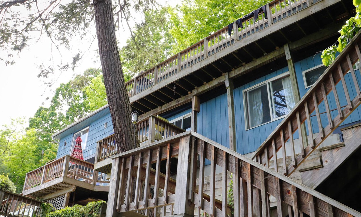 Northwest Ithaca Apartment | Lakeview