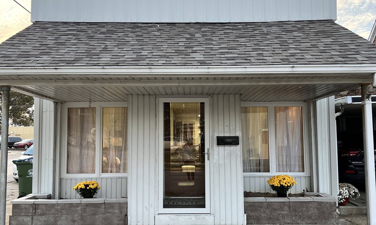 Sullivan House | LakeWay II- 4 min from US-41 and Lake Sullivan