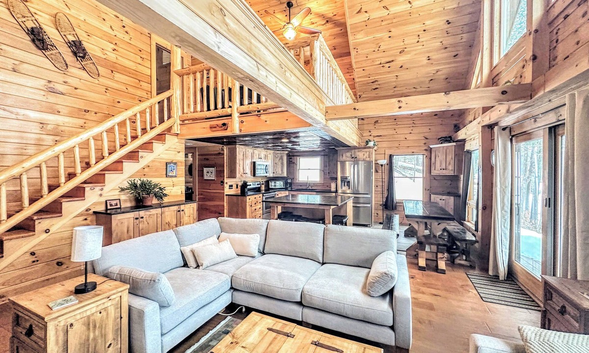 Eastern Vermont Cabin | Lakewood Lodge