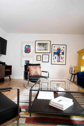 Burbank Apartment | Lalaland Bungalow